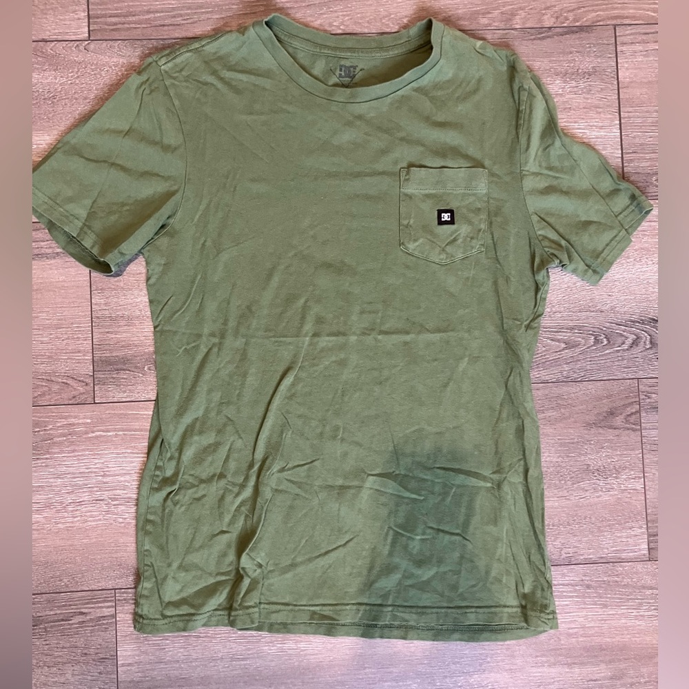 DC t-shirt